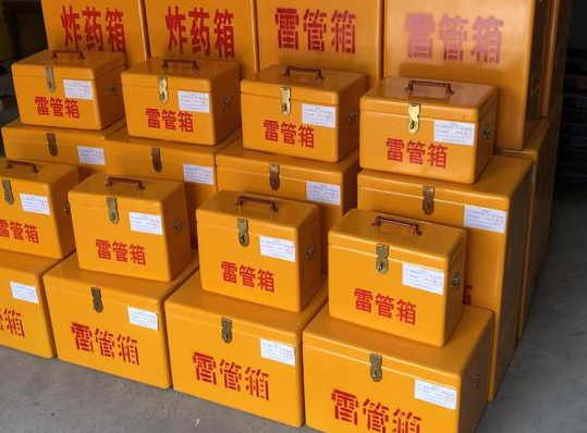 陆良玻璃钢雷管箱的使用寿命一般是多少？